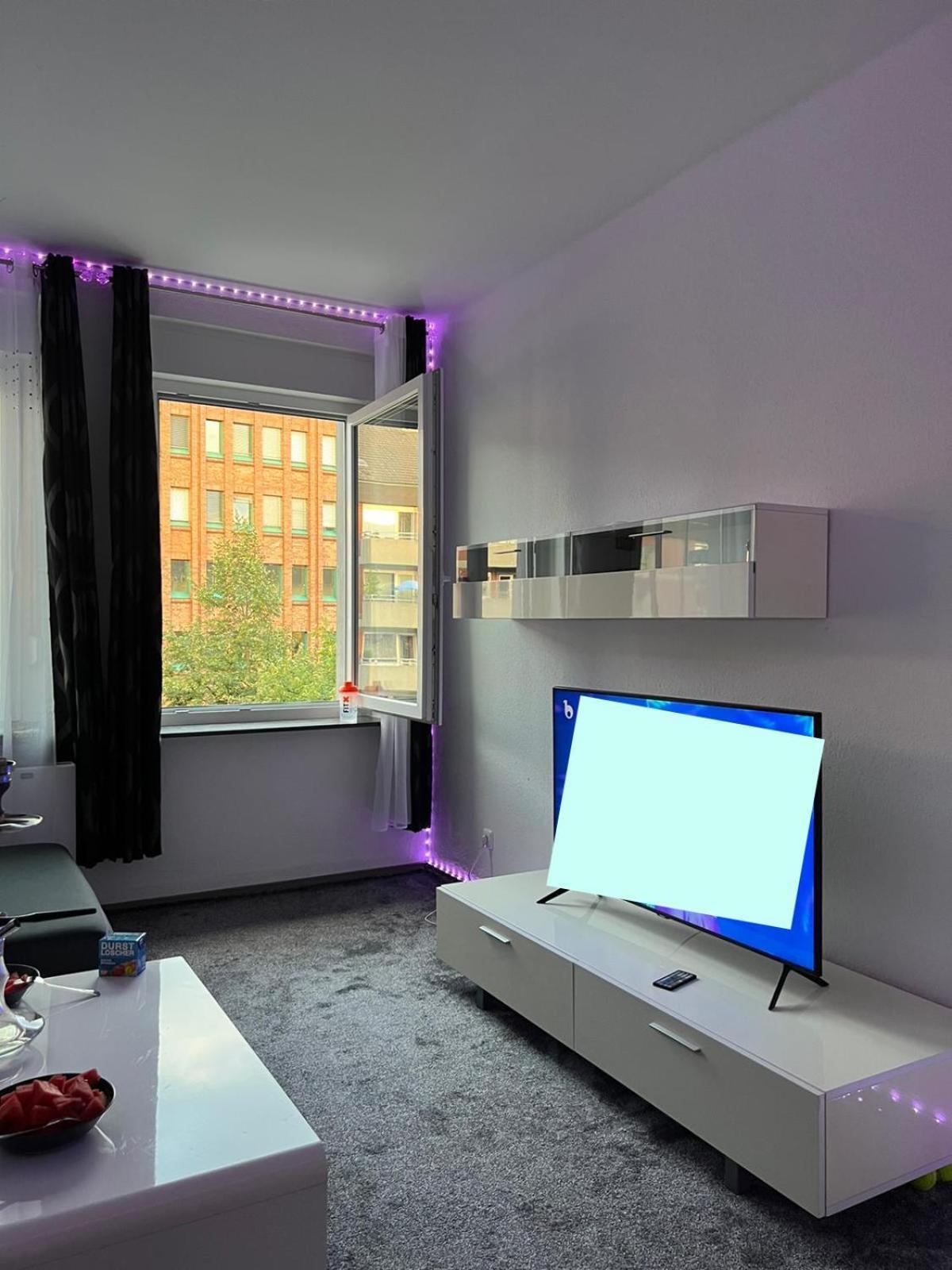 Moderne Und Helle Ferienwohnung Im Herzen Der Stadt Dortmund Bagian luar foto